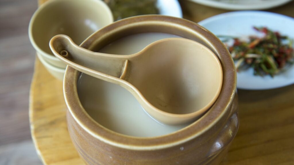 What is Makgeolli